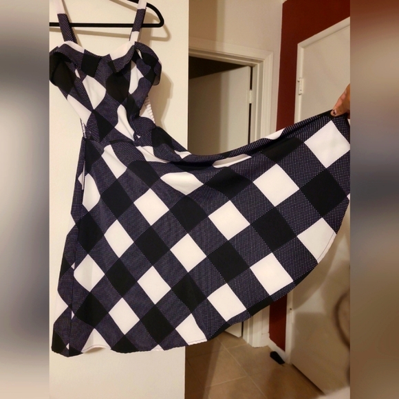 Unique Vintage Gingham Swing Dress - Picture 7 of 7